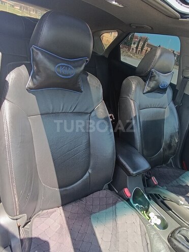 Kia Cerato-8