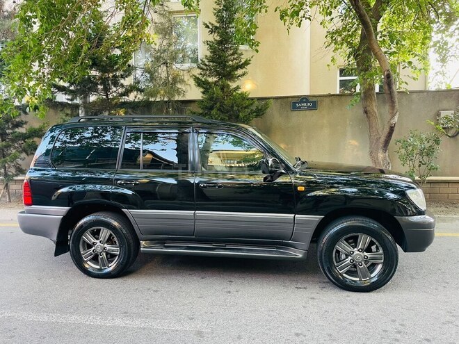 Lexus LX 470-11