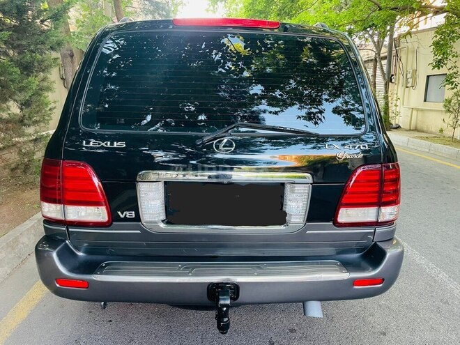 Lexus LX 470-9