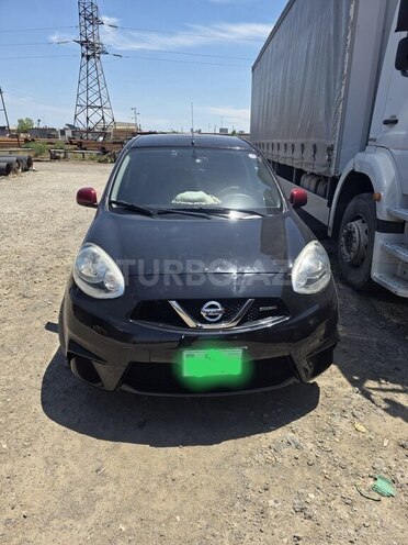 Nissan March-1