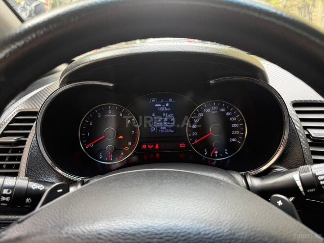Kia Cerato-9