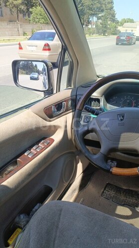 Mitsubishi Chariot-13
