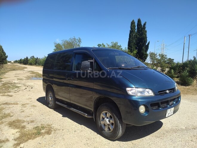Hyundai H-1-8