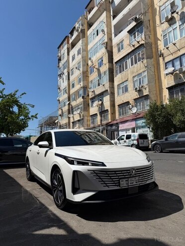 Changan Eado-6