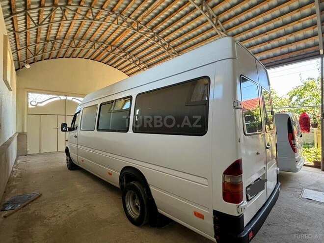 Mercedes Sprinter 412-10