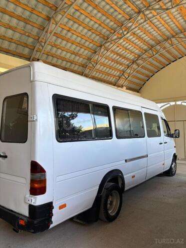 Mercedes Sprinter 412-4