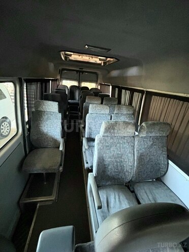 Mercedes Sprinter 412-20