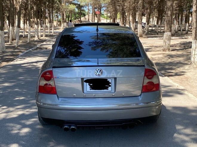 Volkswagen Passat-12