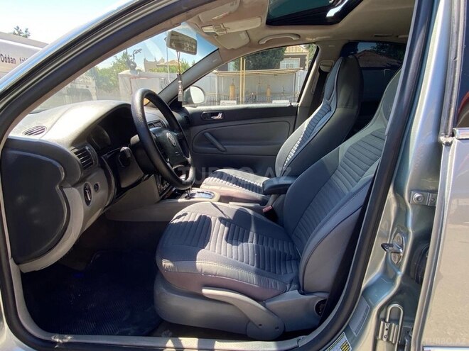 Volkswagen Passat-13