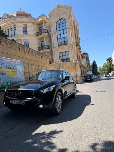 Infiniti FX35-4
