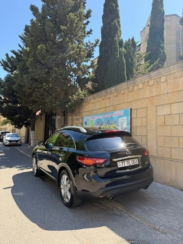 Infiniti FX35-5
