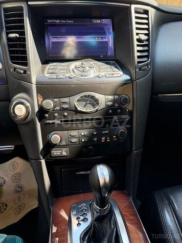 Infiniti FX35-9