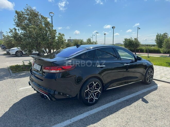 Kia Optima-5
