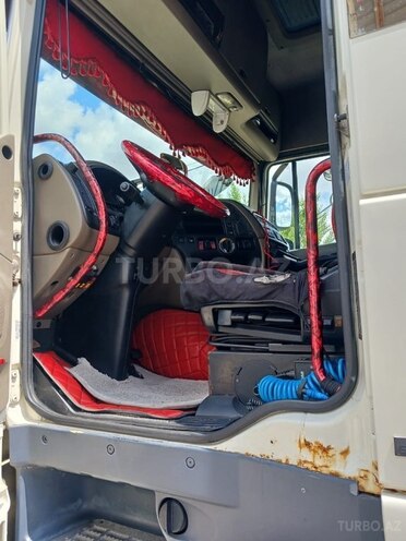 DAF 105 XF-4
