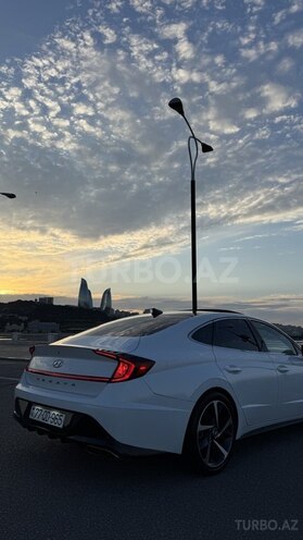 Hyundai Sonata-9