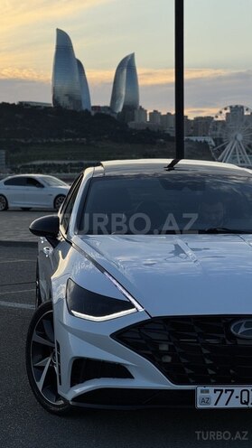 Hyundai Sonata-4