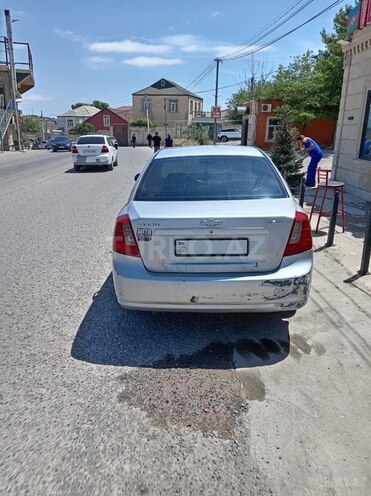 Chevrolet Lacetti-2