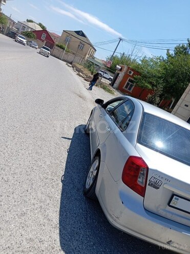 Chevrolet Lacetti-3