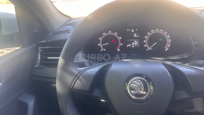 Skoda Rapid-6