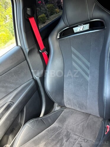 Hyundai Elantra N-8