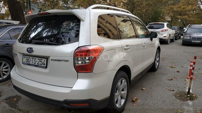 Subaru Forester-3
