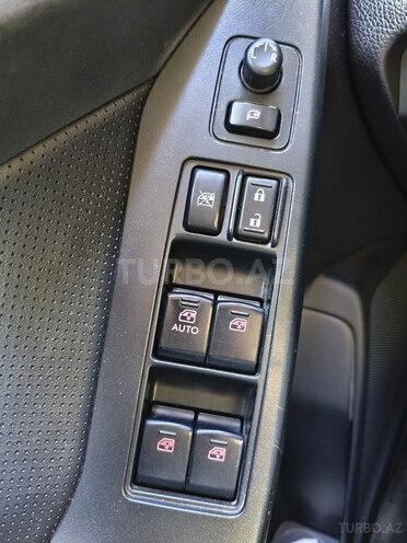Subaru Forester-13