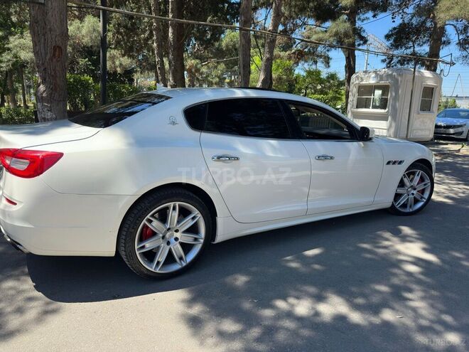 Maserati Quattroporte-5
