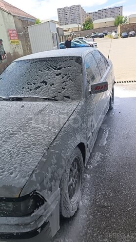 BMW 318-7