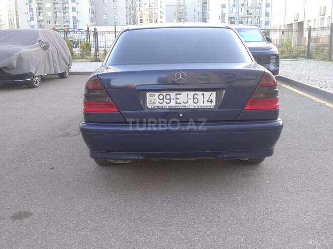Mercedes C 200-8