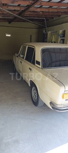 LADA (VAZ) 21011-2