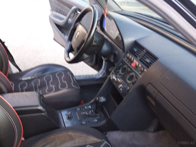 Mercedes C 200-11