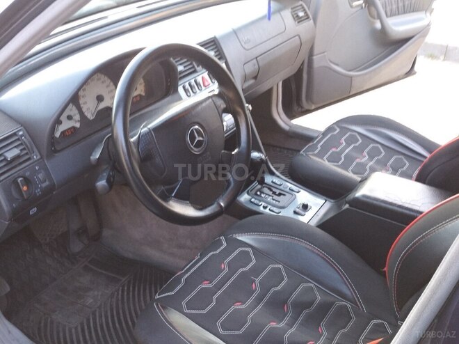 Mercedes C 200-13