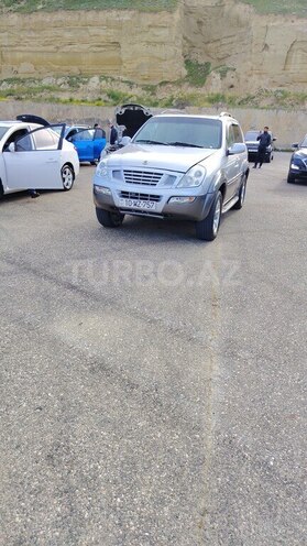 Ssang Yong Rexton-2