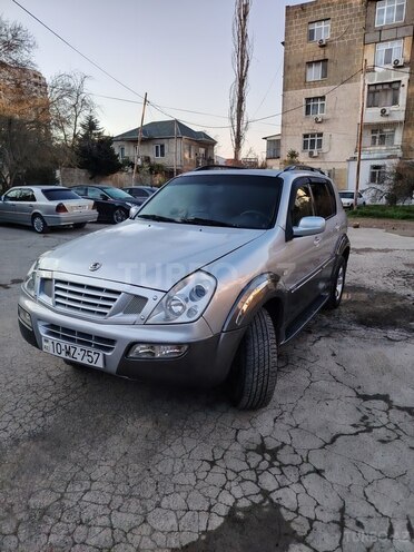 Ssang Yong Rexton-1