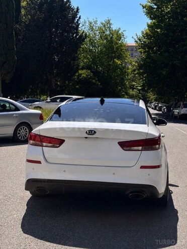 Kia Optima-2