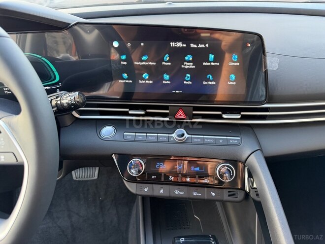 Hyundai Elantra-20