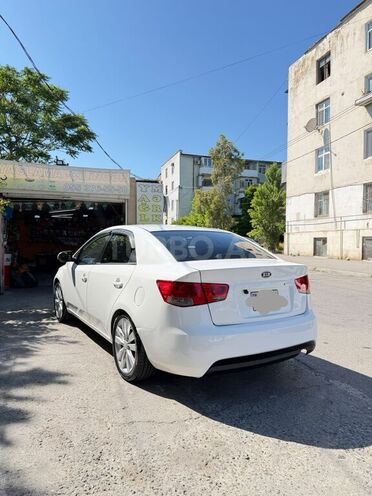 Kia Cerato-4