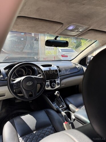 Kia Cerato-6
