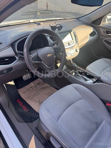 Chevrolet Malibu-7