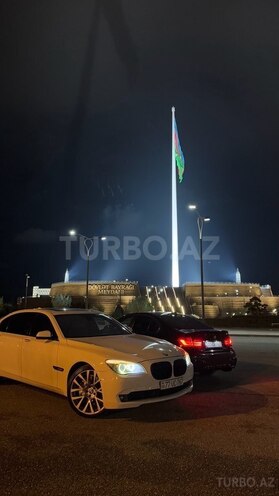 BMW 750-4