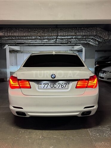 BMW 750-8