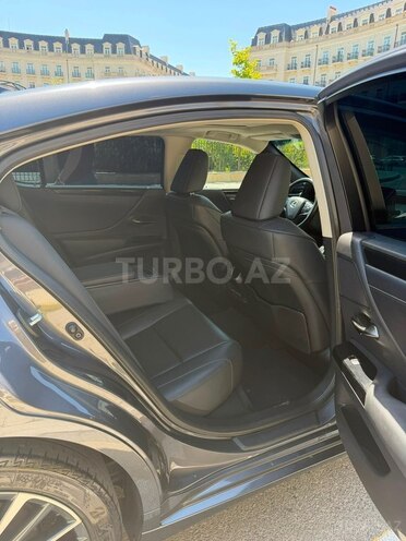 Lexus ES 250-15