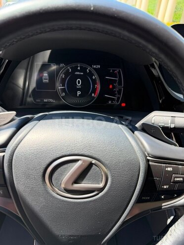 Lexus ES 250-11
