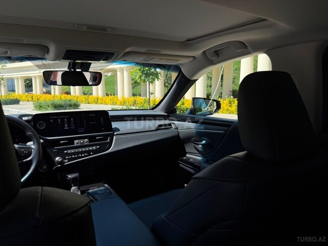 Lexus ES 250-13