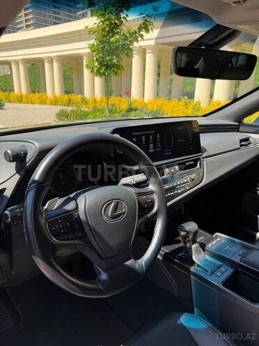 Lexus ES 250-10