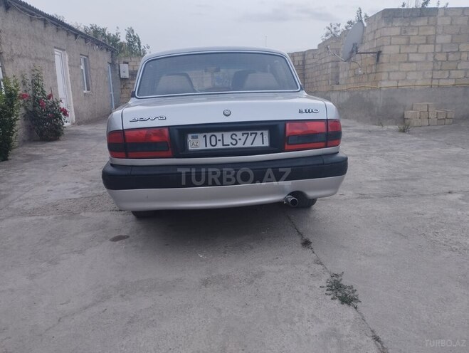 GAZ 3110 "Volga"-9