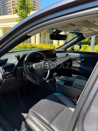Lexus ES 250-9
