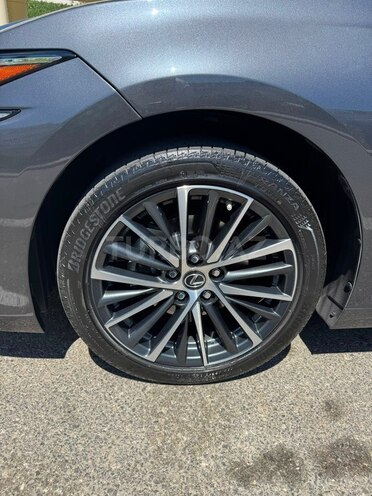 Lexus ES 250-7