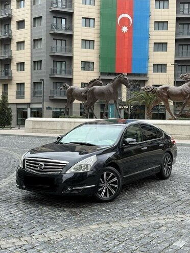 Nissan Teana-1