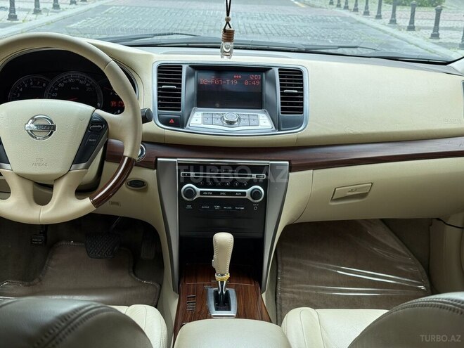 Nissan Teana-9